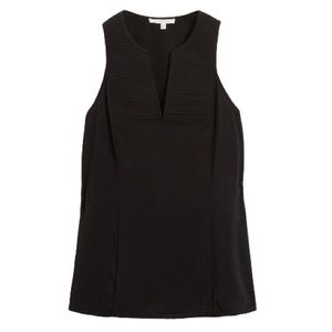 41 HAWTHORN Rees V-Neck Blouse